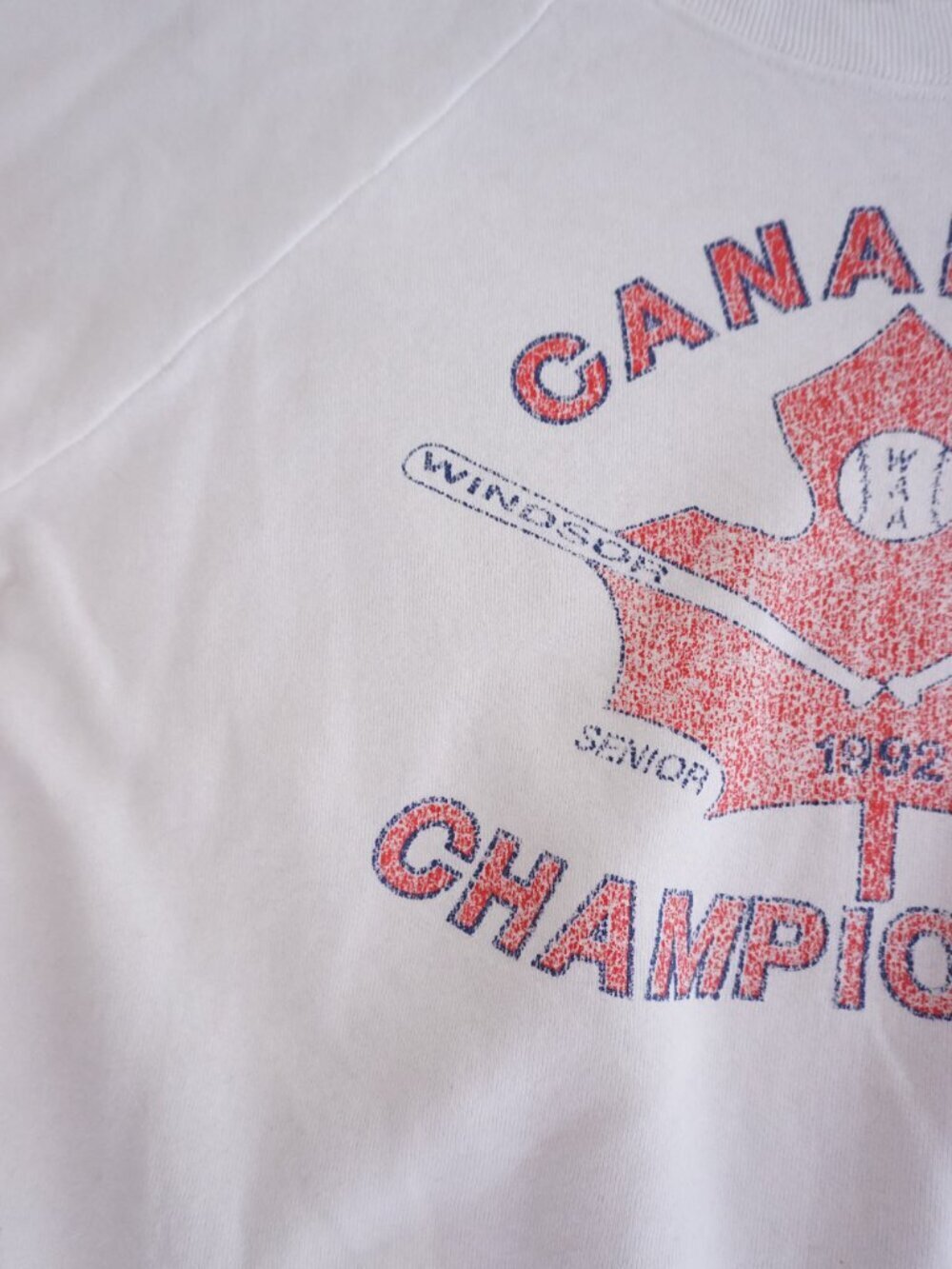 Vintage Canadian Championship White Graphic Maple Leaf Print Crewneck Sweater XL - Picture 9 of 11